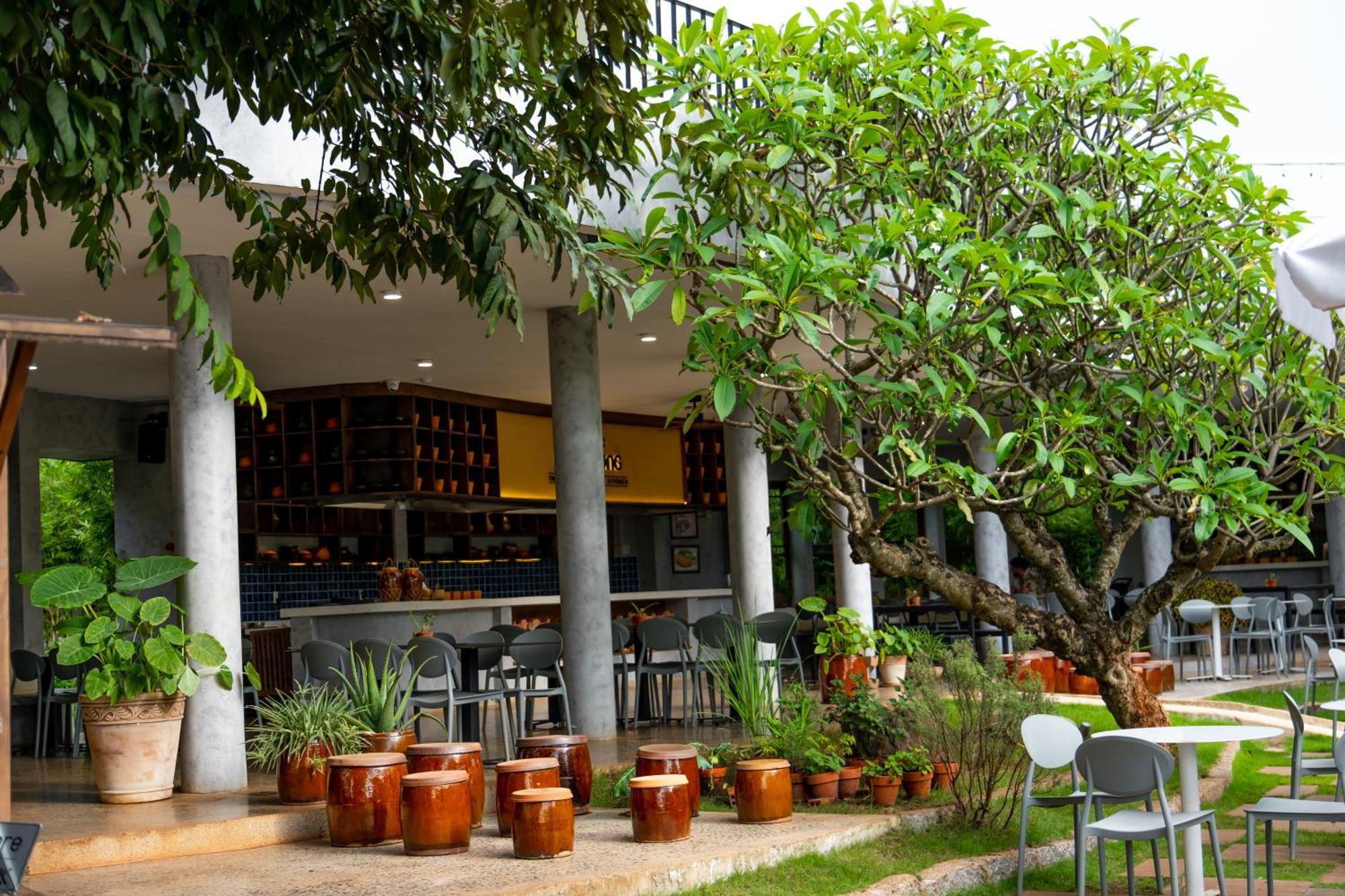 The Coffee City - Healing & Retreats Buon Ma Thuot Exterior photo